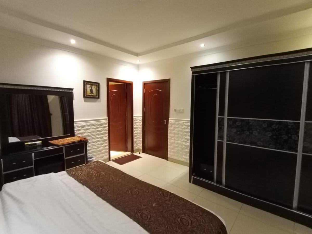 Celine Al Motamaiza Furnished Apartment Yidda Exterior foto