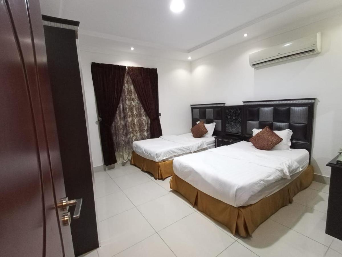 Celine Al Motamaiza Furnished Apartment Yidda Exterior foto
