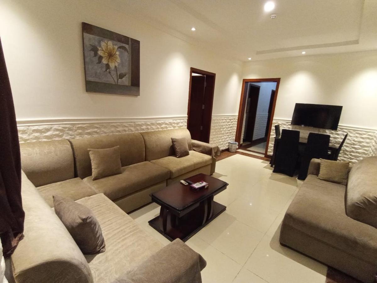 Celine Al Motamaiza Furnished Apartment Yidda Exterior foto
